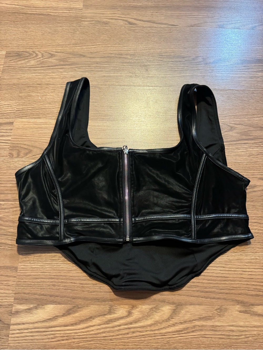 Disturbia Ashen Faux Leather Zip Corset Top READ DESCRIPTION - Picture 3 of 7